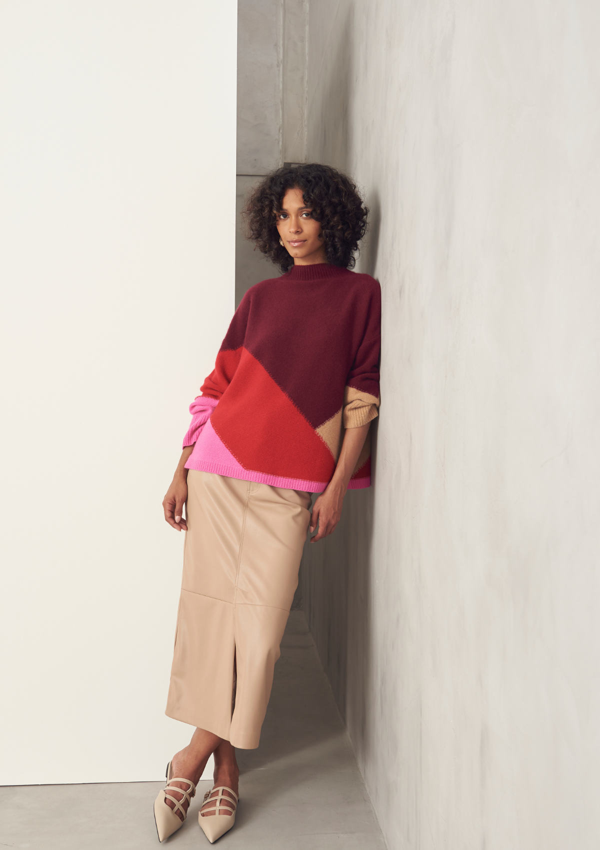 Chunky Colour Block Cashmere Sweater in Plum Red