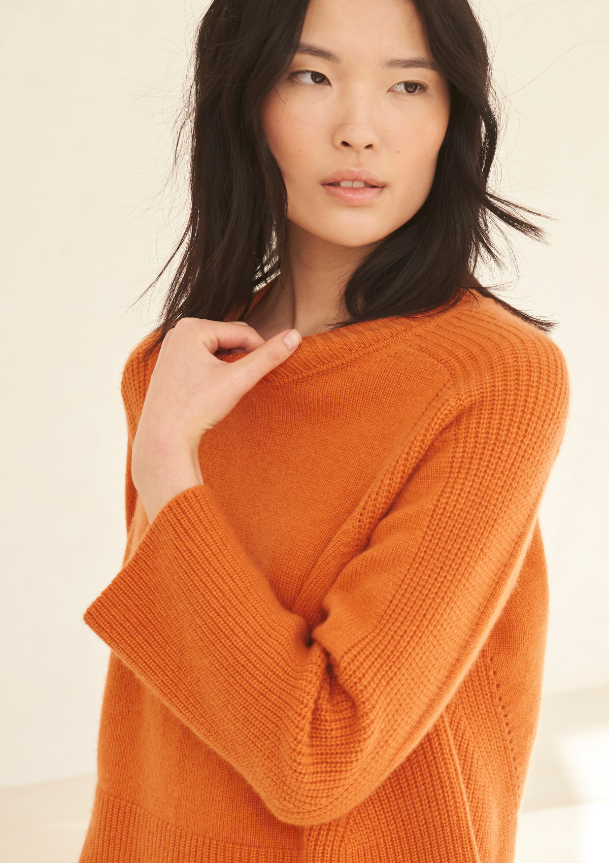 Ribbed Detail Lofty Crew Sweatshirt in Tiger Orange