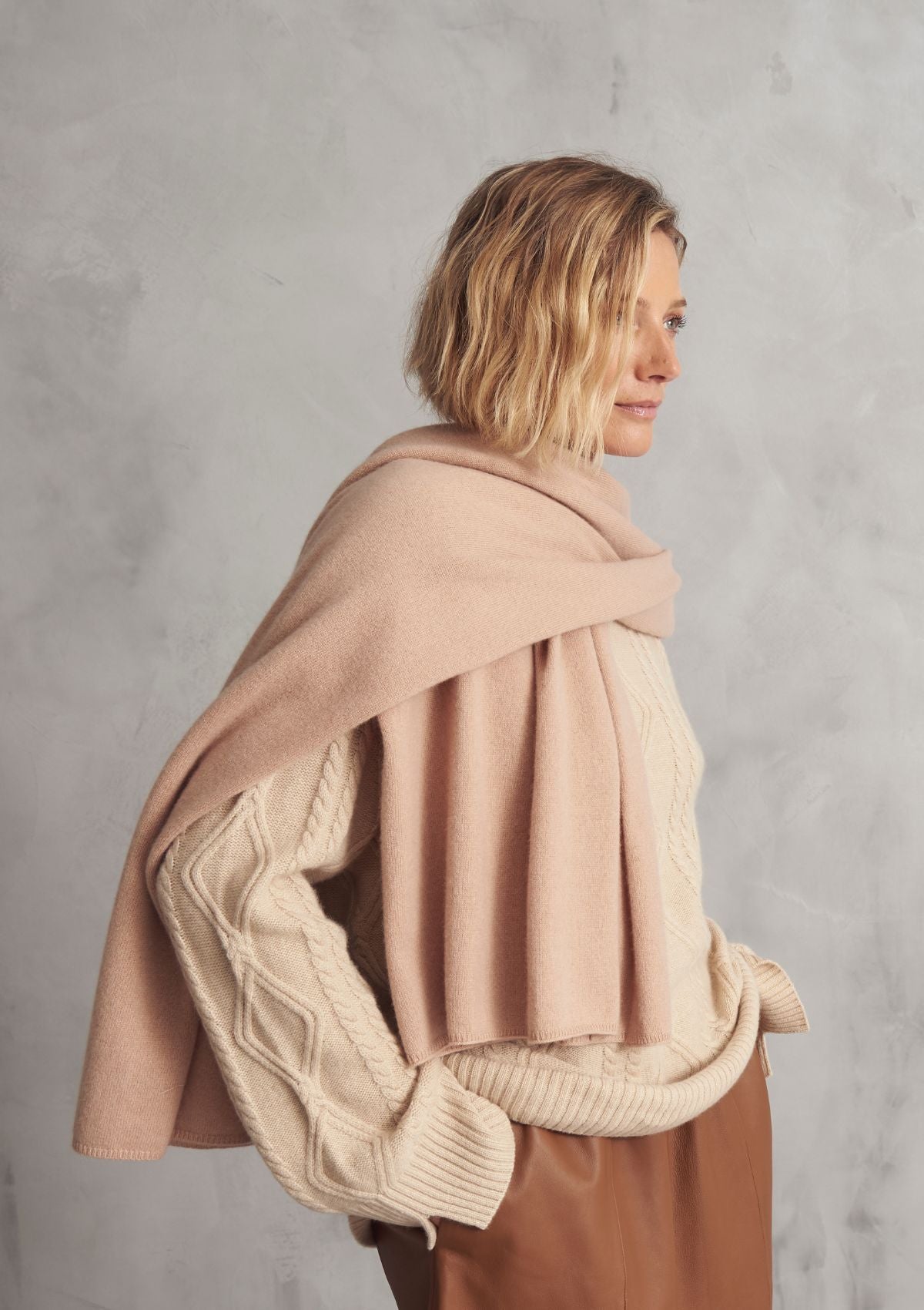 Cashmere Lofty Blanket Scarf in Toffee