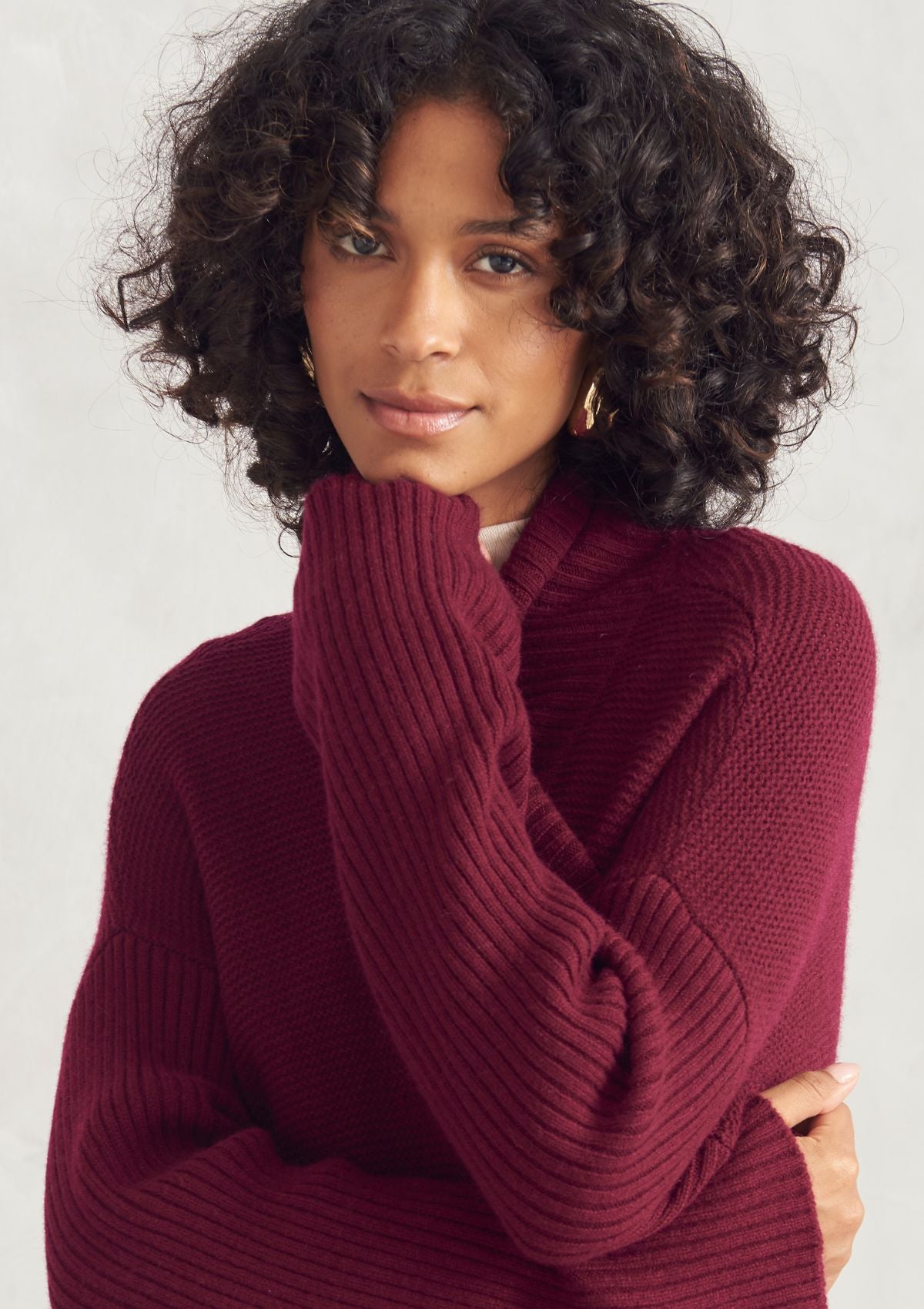 Cashmere Edge To Edge Cardigan in Barolo Red