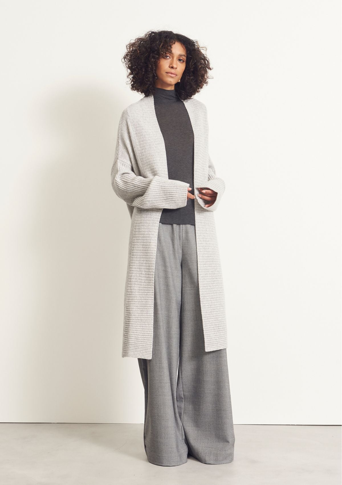 Cashmere Edge To Edge Cardigan in Mist Grey