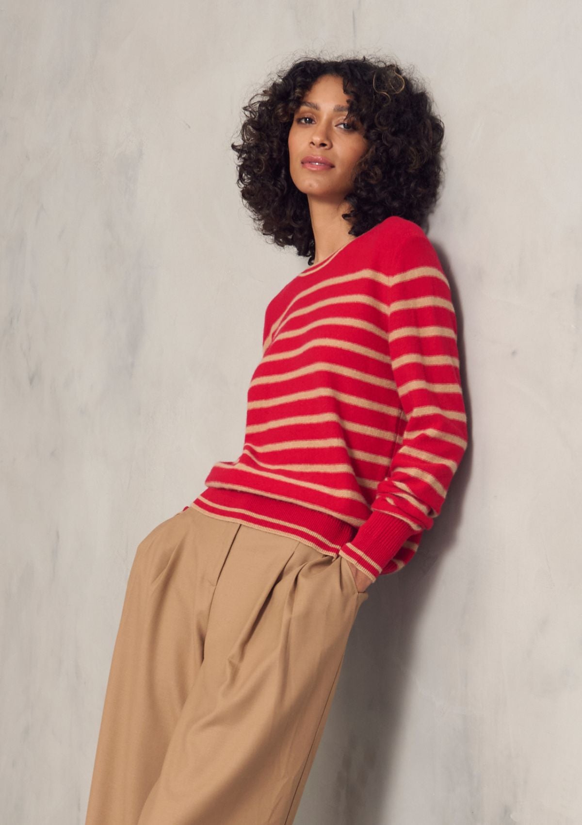 Cashmere Crew Neck Sweater in Crimson Stripe