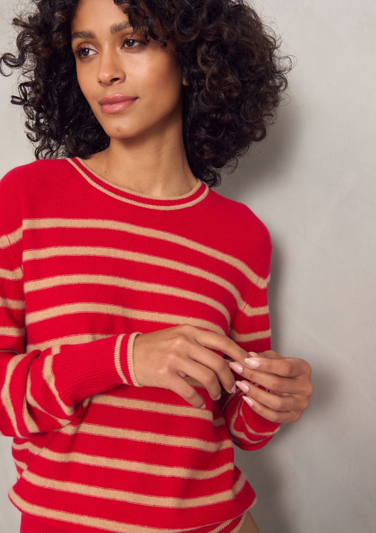 Cashmere Crew Neck Sweater in Crimson Stripe