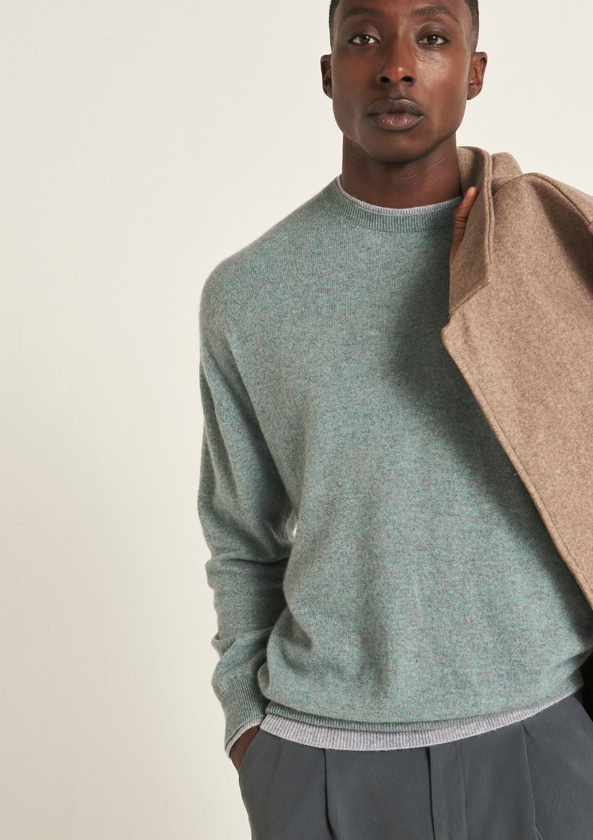 Mens Cashmere Crew Neck Sweater in Lagoon Green