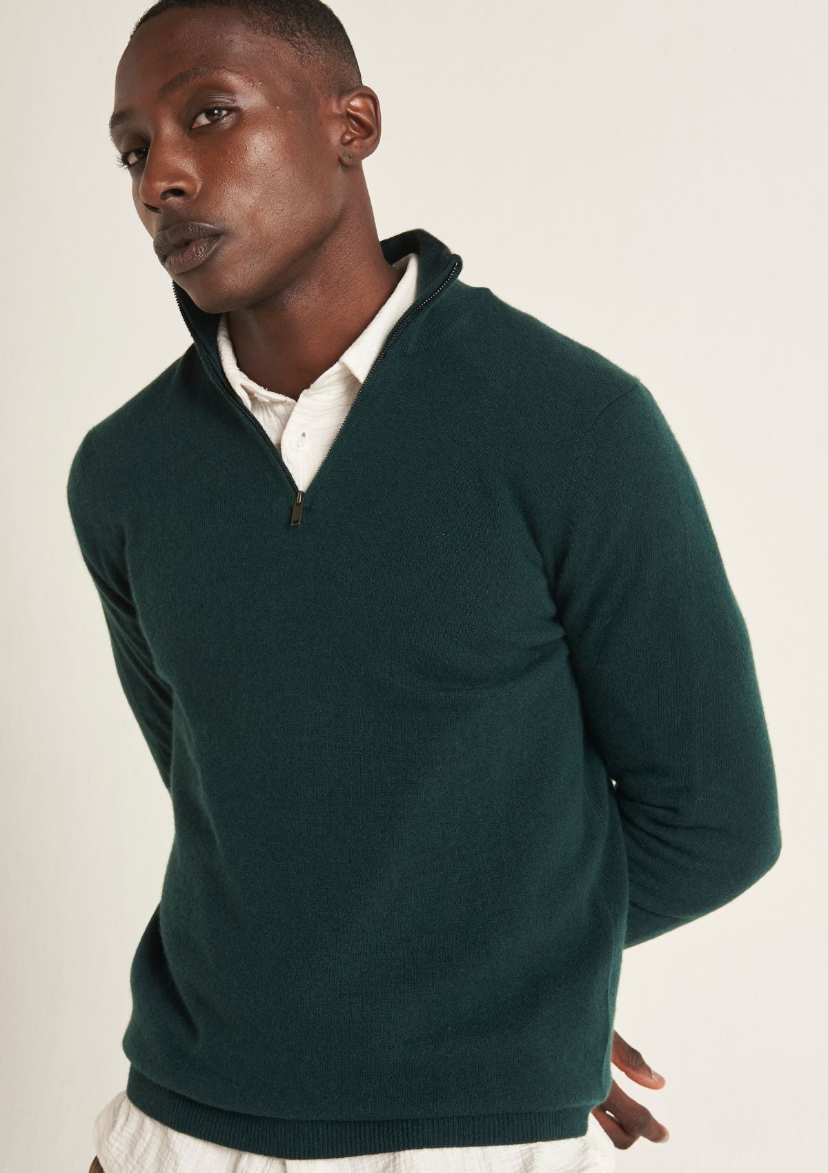 Cashmere Half Zip Sweater in Bottle Green loopcashmere