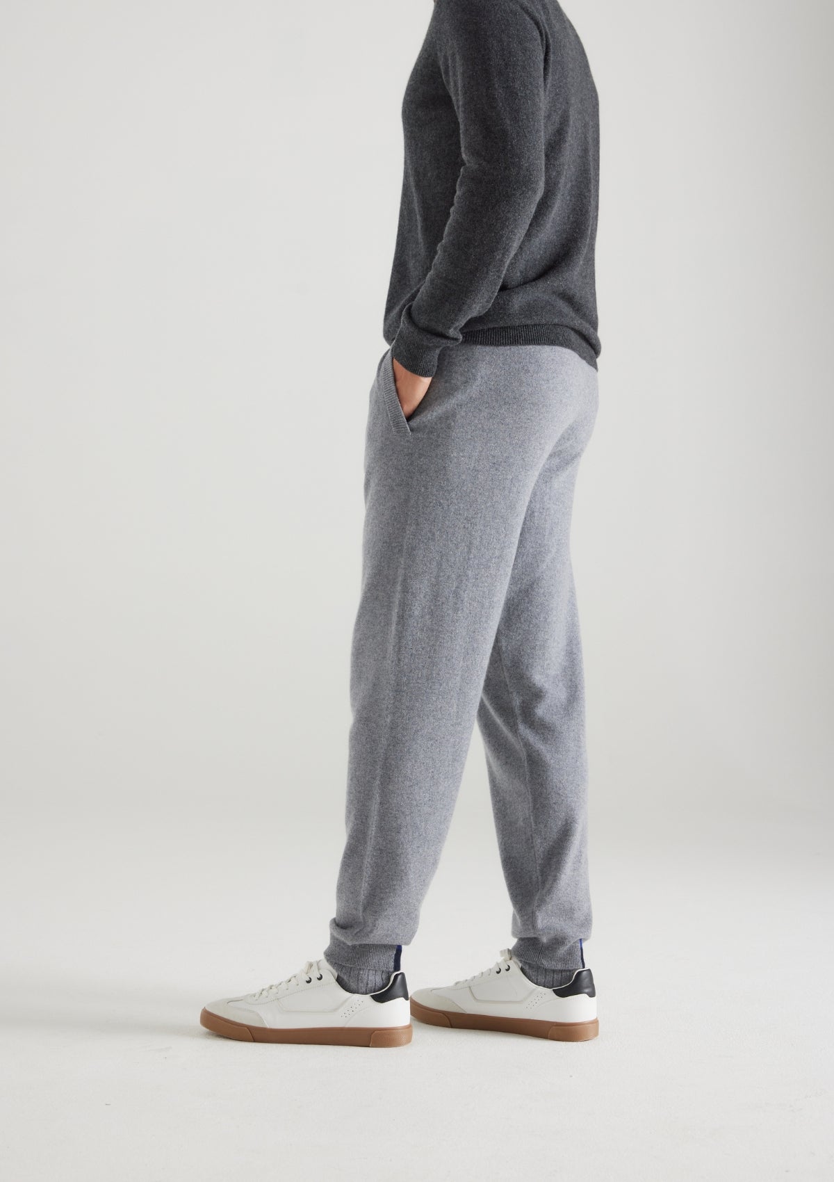 Mens store cashmere joggers