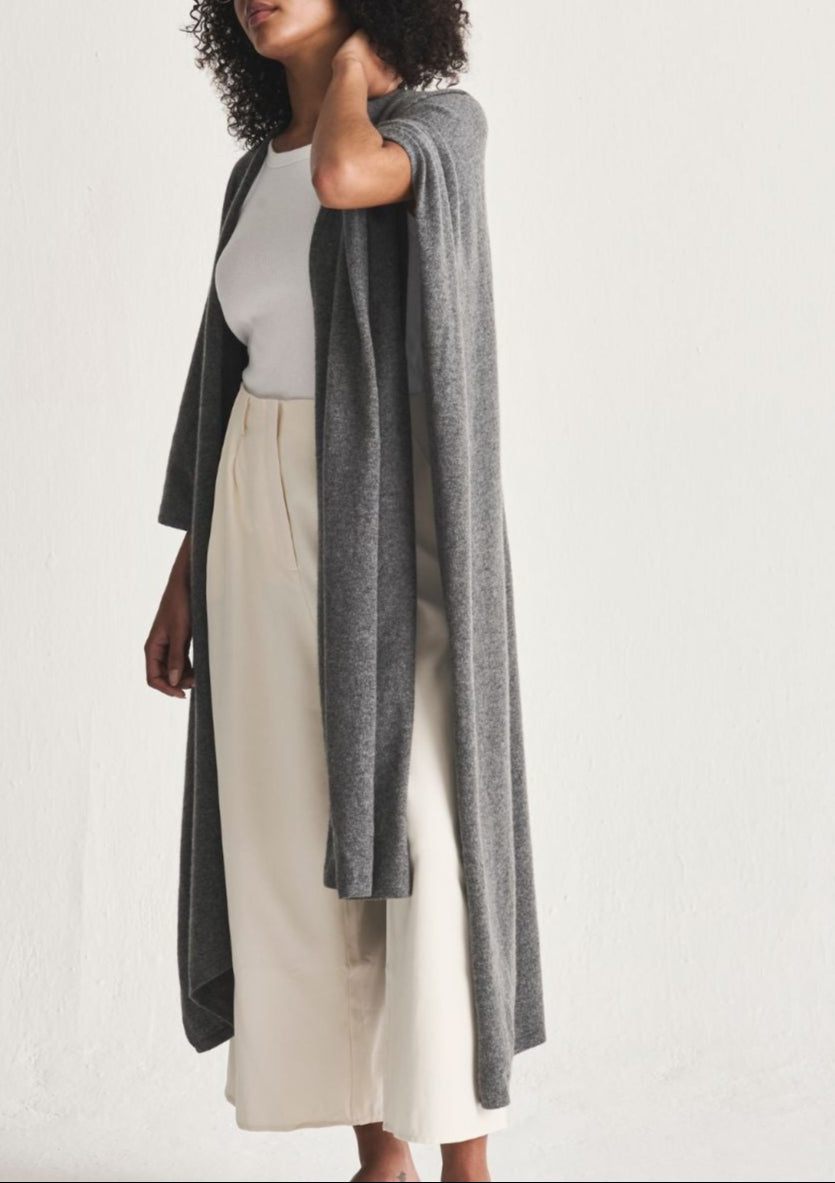 Oversized Cashmere Cape in Pewter Grey