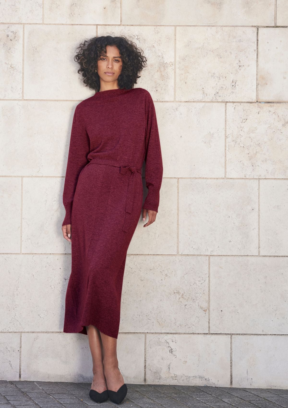 Relaxed Belted Cashmere Dress in Plum Red