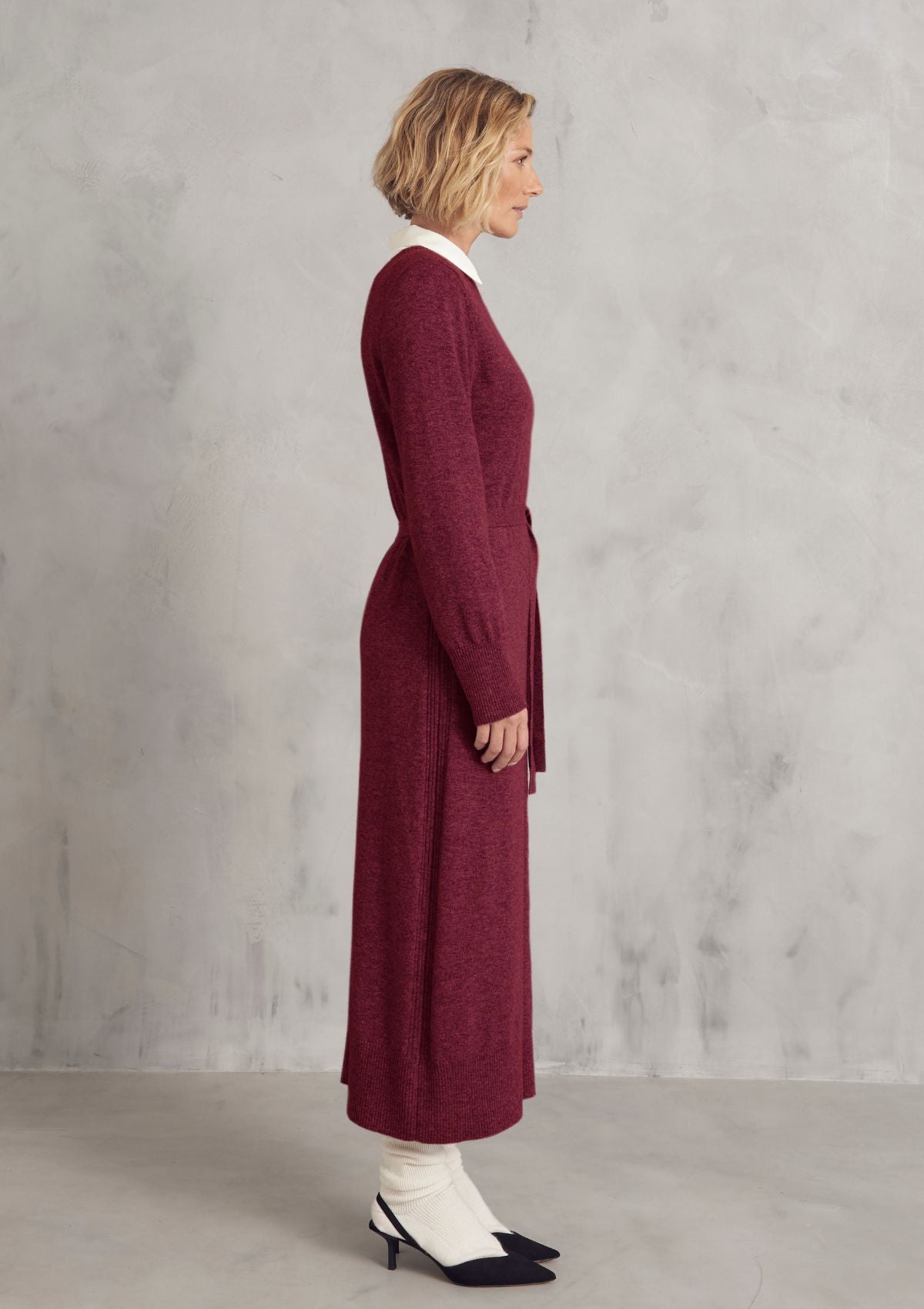 Relaxed Belted Cashmere Dress in Plum Red