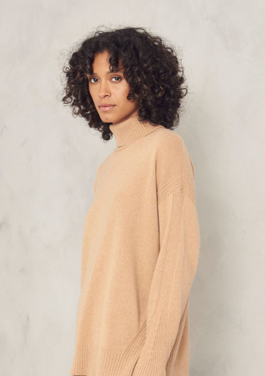 Chevron Detail Relaxed Polo Sweater in Praline