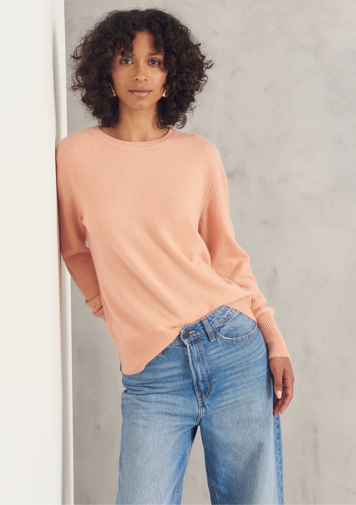 Cashmere Crew Neck Sweater in Nectar Peach