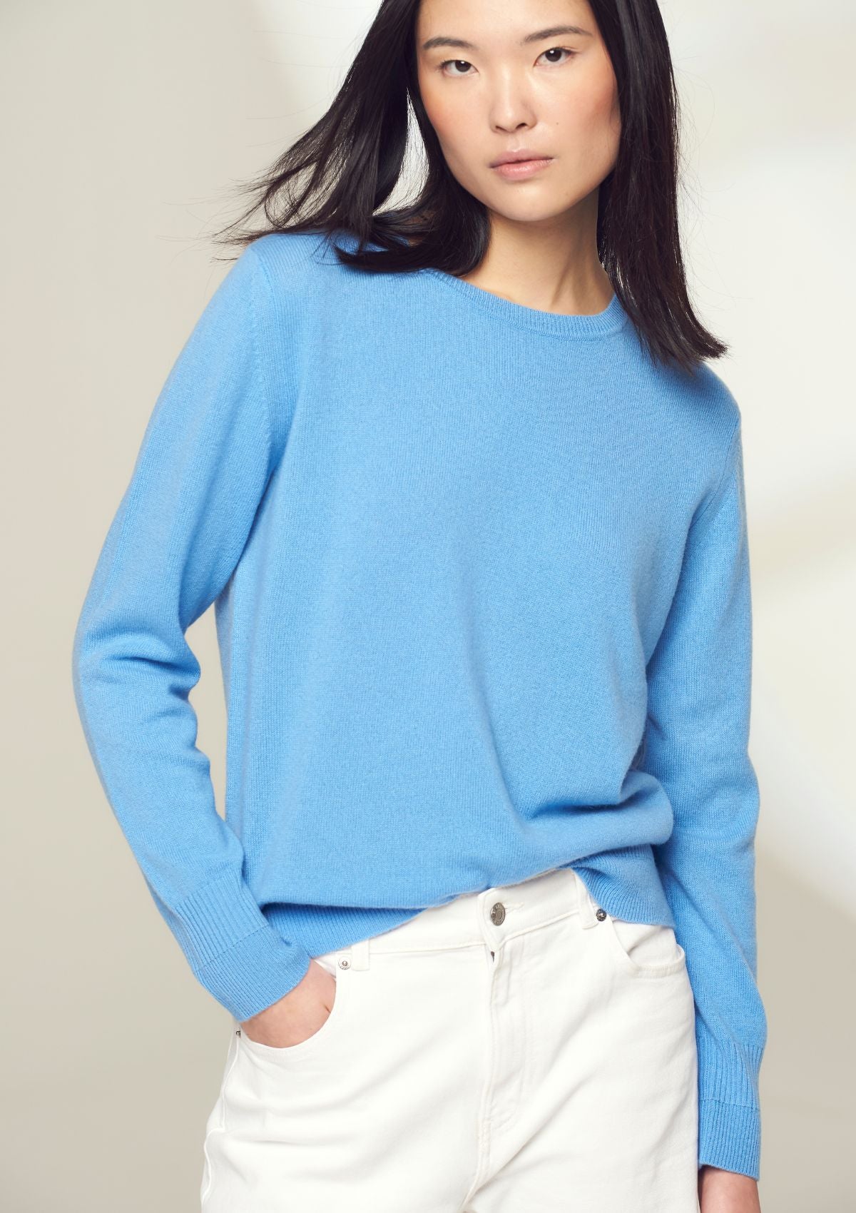 Cashmere Crew Neck Sweater in Delta Blue