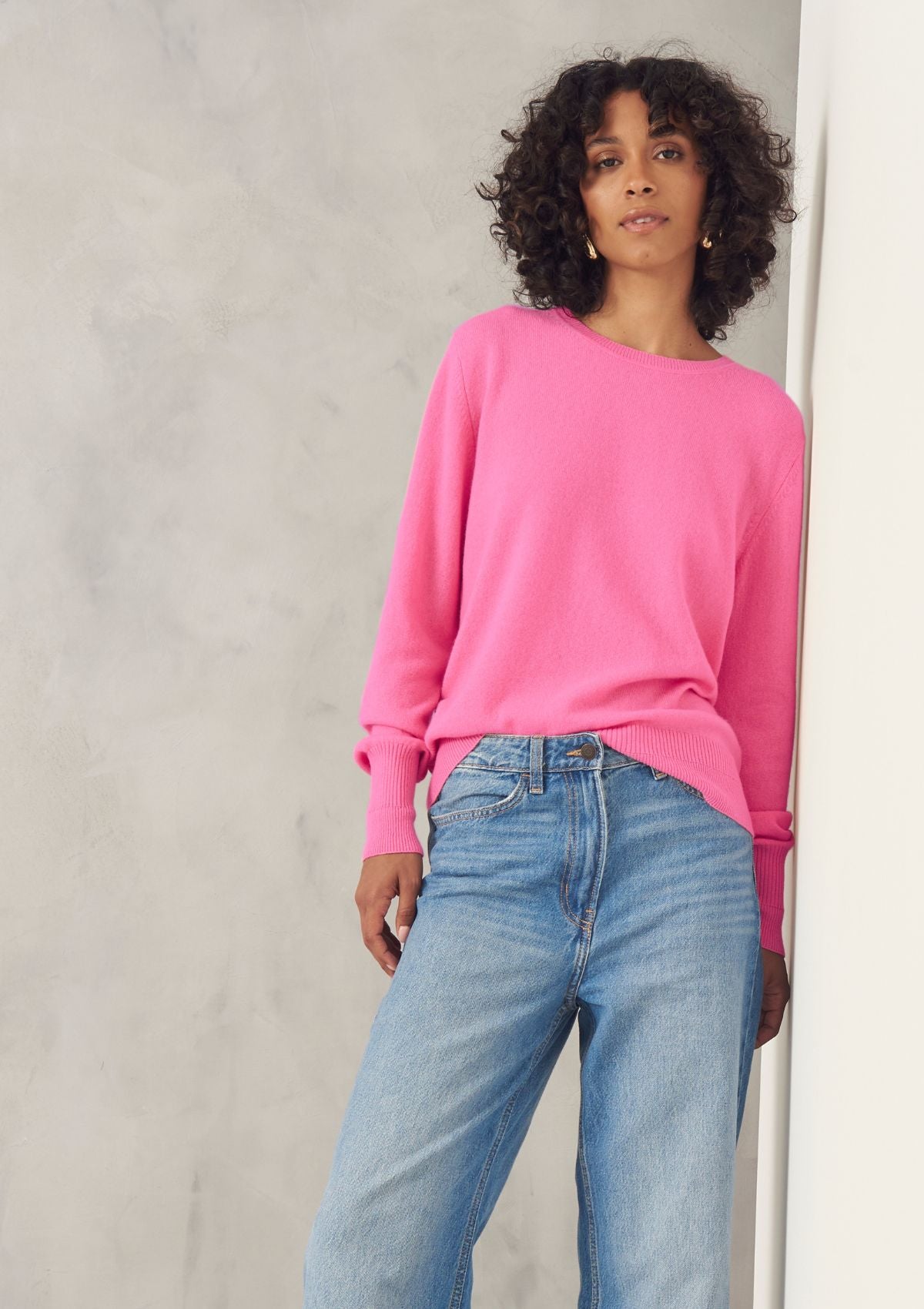 Cashmere Crew Neck Sweater in Rose Pink