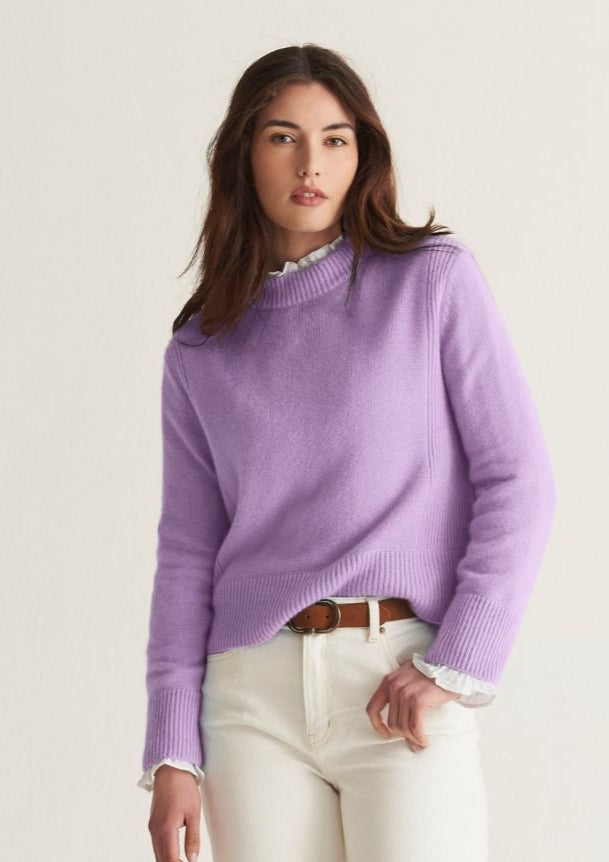 Cropped Cashmere Sweatshirt in Lilac Bonbon