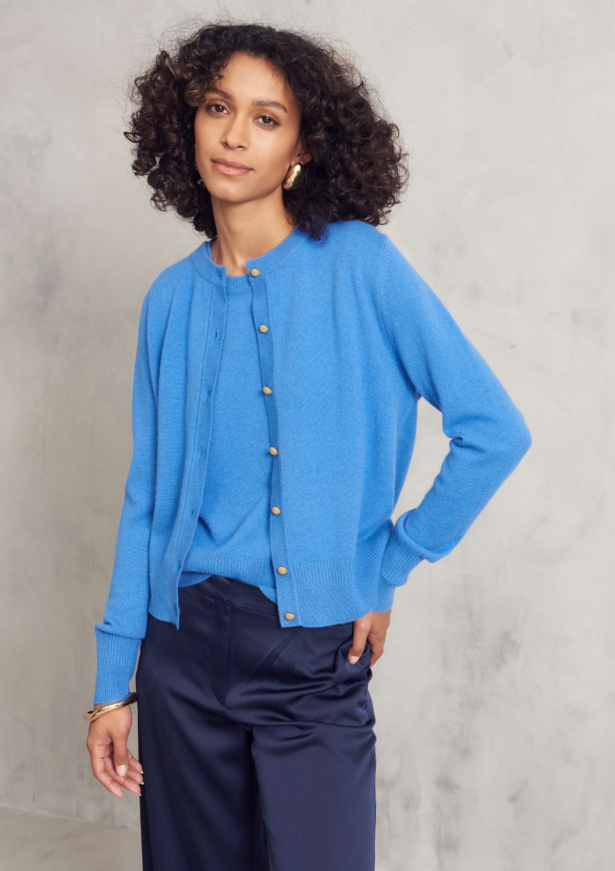 Cashmere Crew Cardigan in Lake Blue