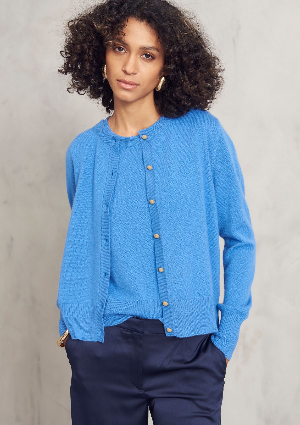 Cashmere Crew Cardigan in Lake Blue