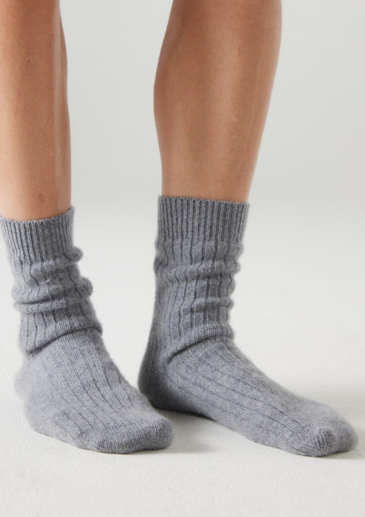 Mens Cashmere Socks in Quarry Grey