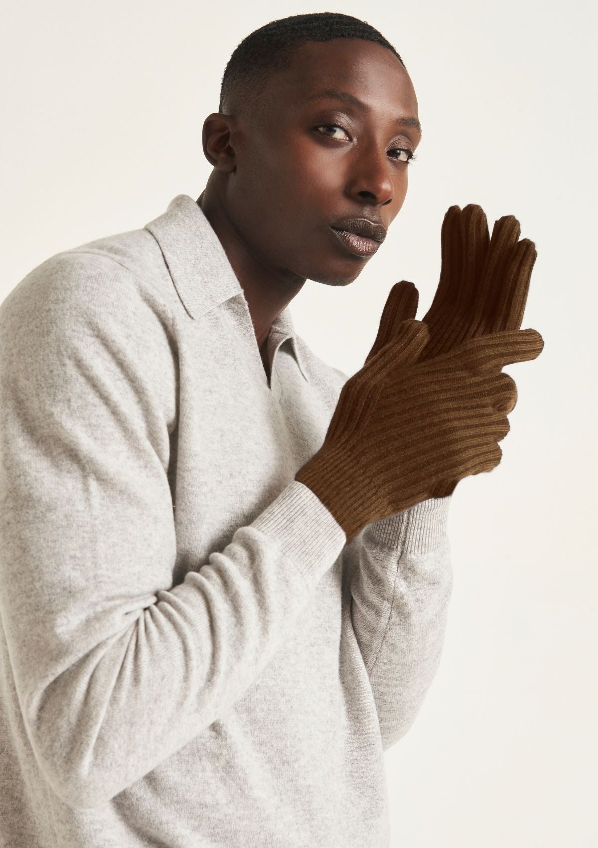 Mens Cashmere Gloves in Cedar Brown