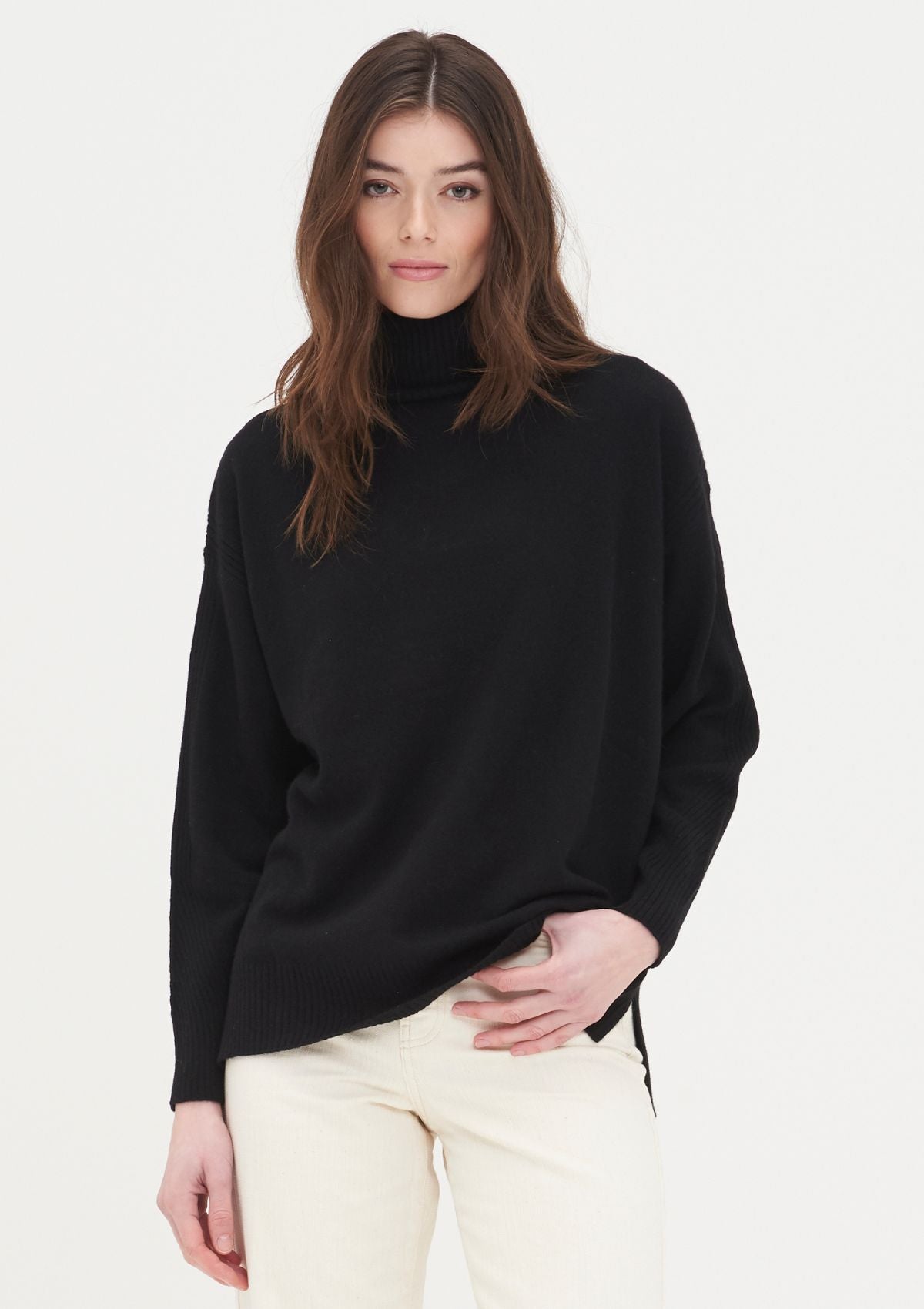 Chevron Detail Relaxed Polo Sweater in Jet Black