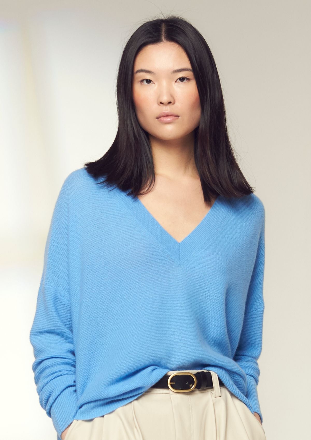 Relaxed Lofty V Neck Sweater in Delta Blue