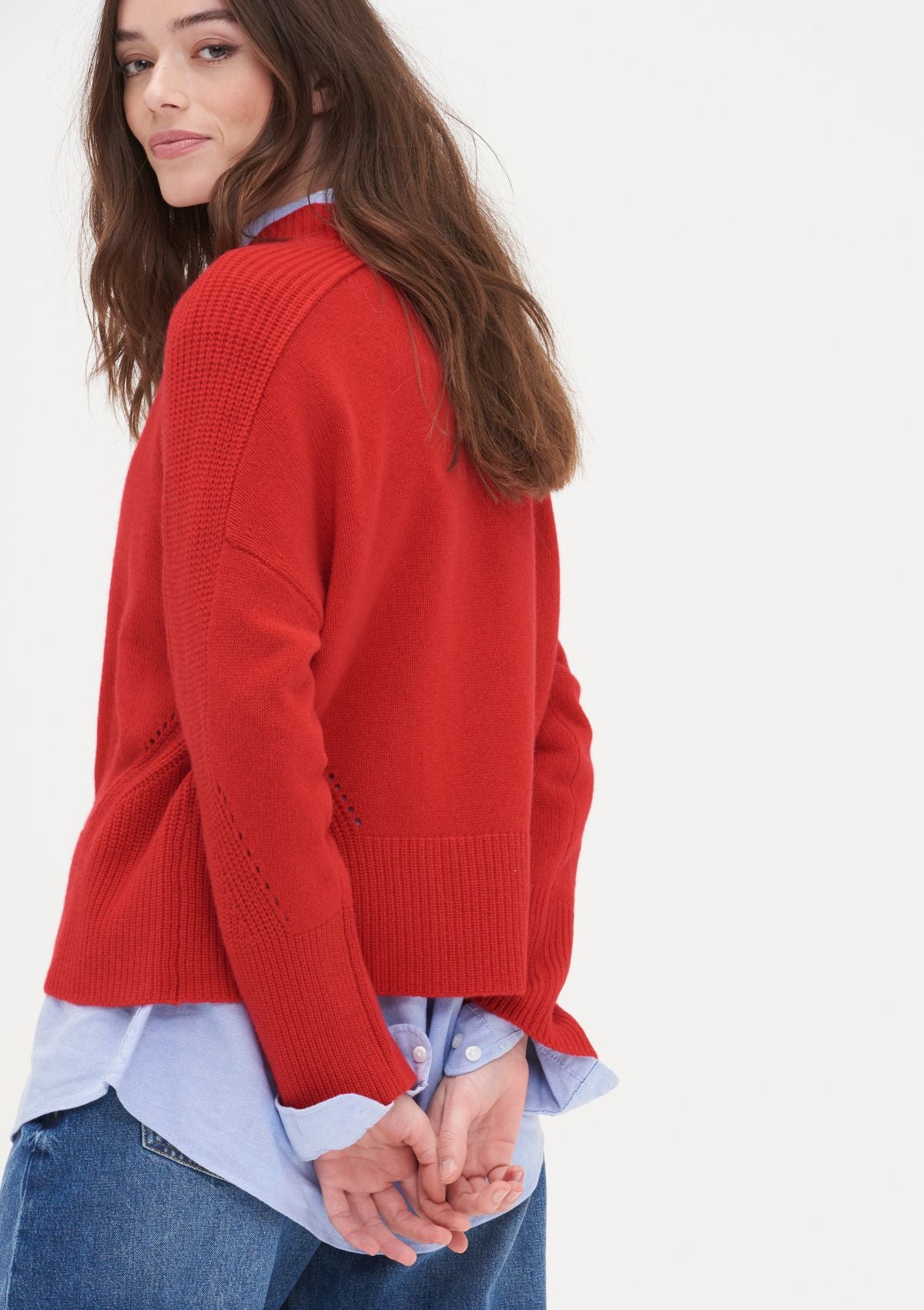 Ribbed Detail Lofty Crew Sweatshirt in Crimson Red