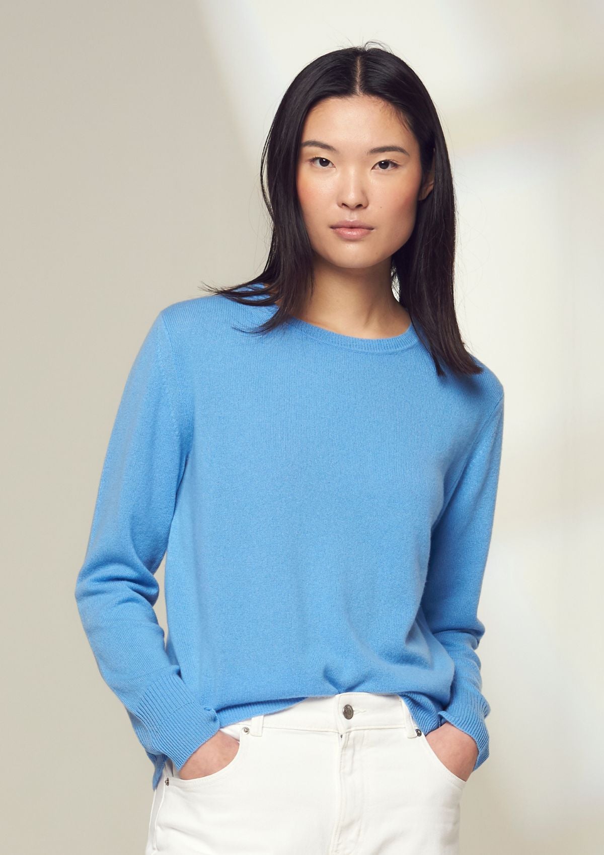 Cashmere Crew Neck Sweater in Delta Blue