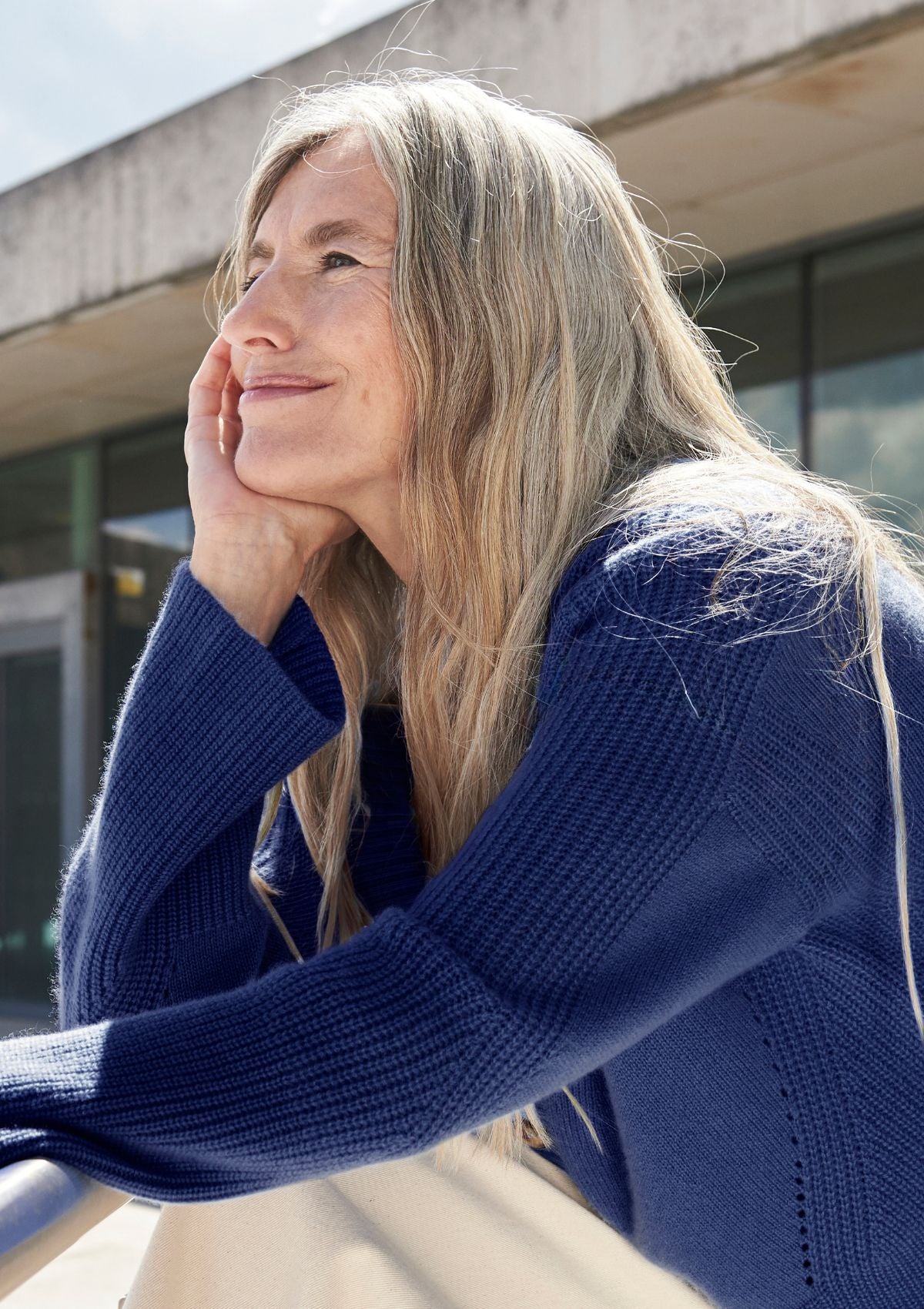 Cashmere Lofty Cardigan in Midnight Blue