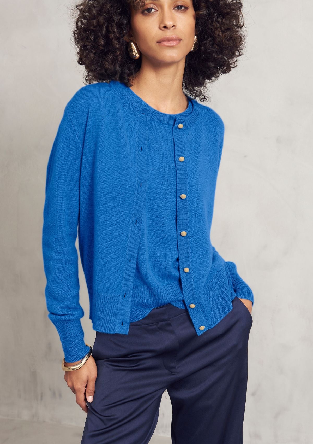 Cashmere Crew Cardigan in Lake Blue