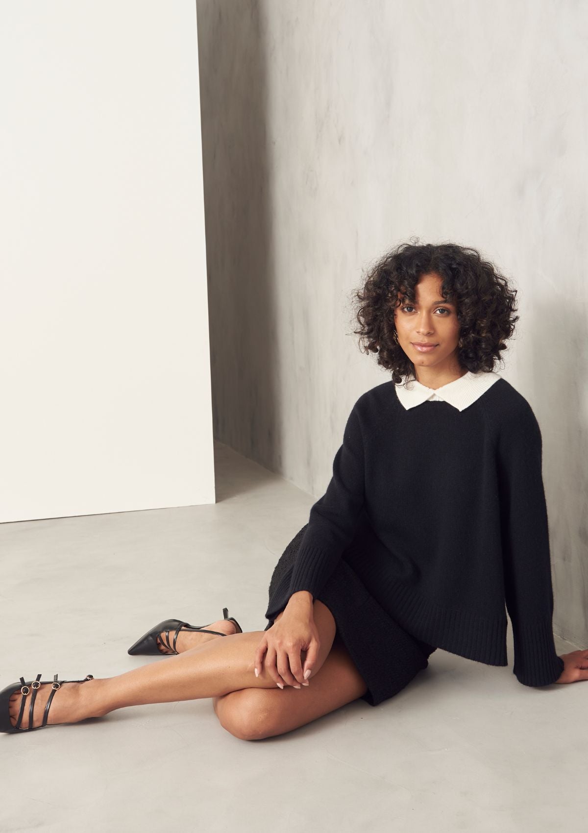 Cashmere A Line Collared Sweater in Chalk/Black